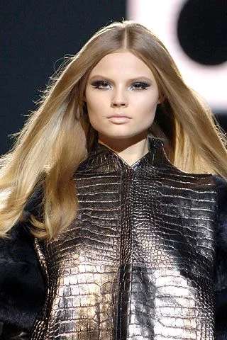 Look 15